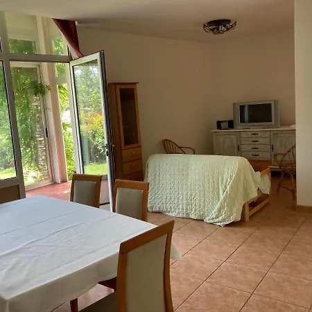 Lägenhet Amalurra Apartamentuak Laiseca